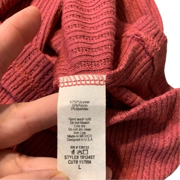 Magenta Crew Neck Long Sleeve Top Size Large - Picture 7 of 7